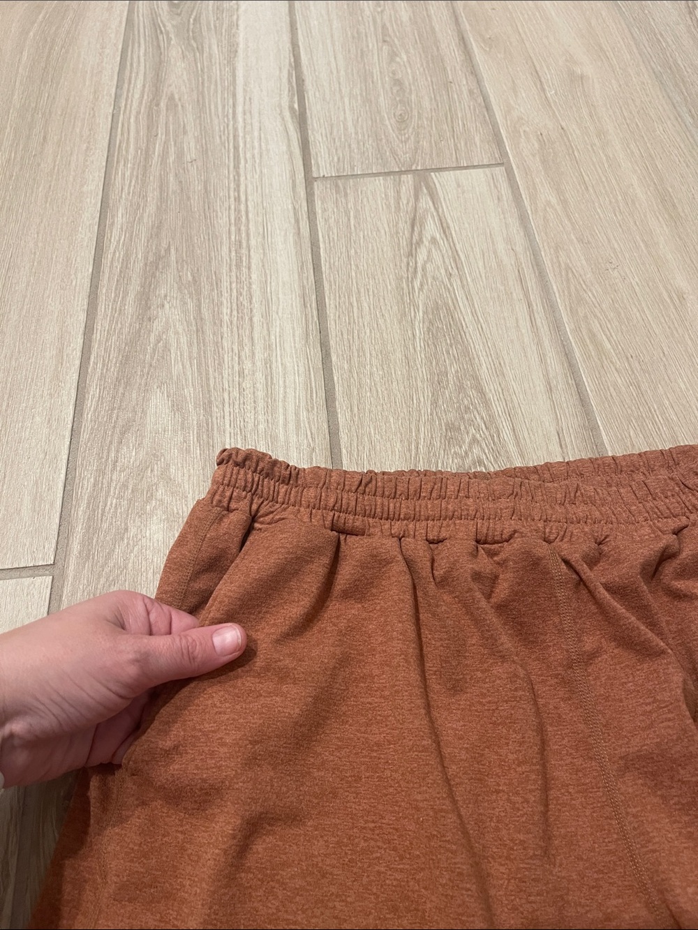 Vuori Boyfriend Dreamknit Mid Rise Lounge Shorts 3.5” Palo Santo Sz S VW3007 - Picture 5 of 11
